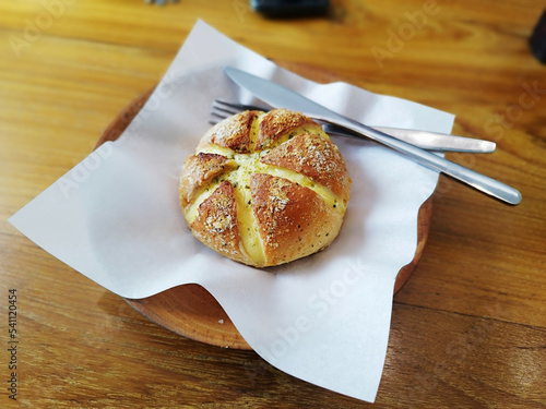 Yugjjog Maneulppang. Korean Garlic and Cheese Bread. Street Food in Korea. photo