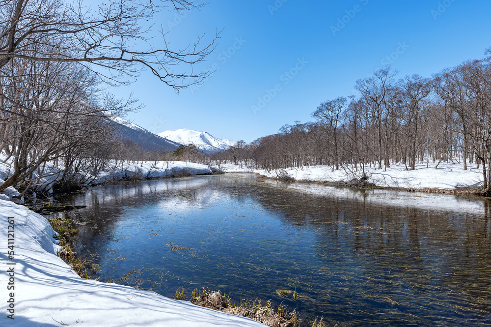 【青森県八甲田山中】グダリ沼は八甲田の雪解け水が伏流水となり湧き出ていると思われている神秘的な沼 【青森県八甲田山中】グダリ沼は八甲田の雪解け水が伏流水となり湧き出ていると思われている神秘的な沼