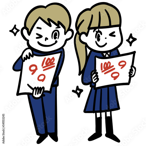 100点満点の答案を持った男女学生