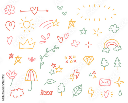 Set of hand drawn doodle shape. Cute doodle vector illustration.