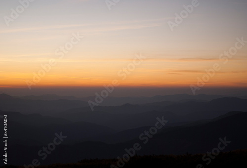 View on mountains by the lights of sunset © Veronica Holubnycha
