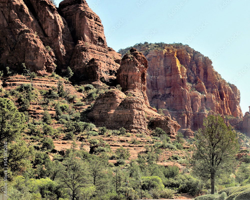 Fototapeta premium Sedona, Arizona Rugged Hillside