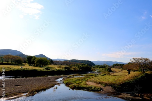 癒される秋の河川 山 永野川 