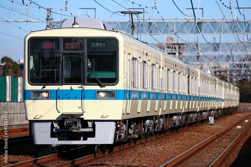 通勤電車 小田急8000系