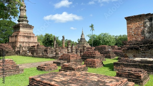 Obraz na plátně Ruins of the Historic Town of Sukhothai and Associated Historic Towns, India