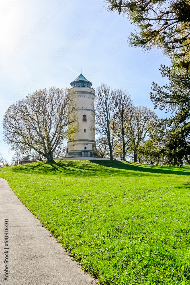 Basel, Wasserturm, Bruderholz, Stadt, Basel-Stadt, Turm, Aussichtsturm, Spazierweg, Wanderweg, Herbstsonne, Herbstfarben, Herbst, Schweiz Basel, Wasserturm, Bruderholz, Stadt, Basel-Stadt, Turm, Aussichtsturm, Spazierweg, Wanderweg, Herbstsonne, Herbstfarben, Herbst, Schweiz
