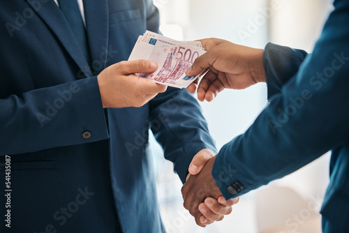 Φωτογραφία Handshake, money and business for corruption, sale transaction and pay worker with cash
