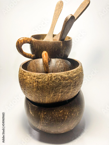 Stacked Cutlery Sets Coconut Wood bowls with wooden spoons
