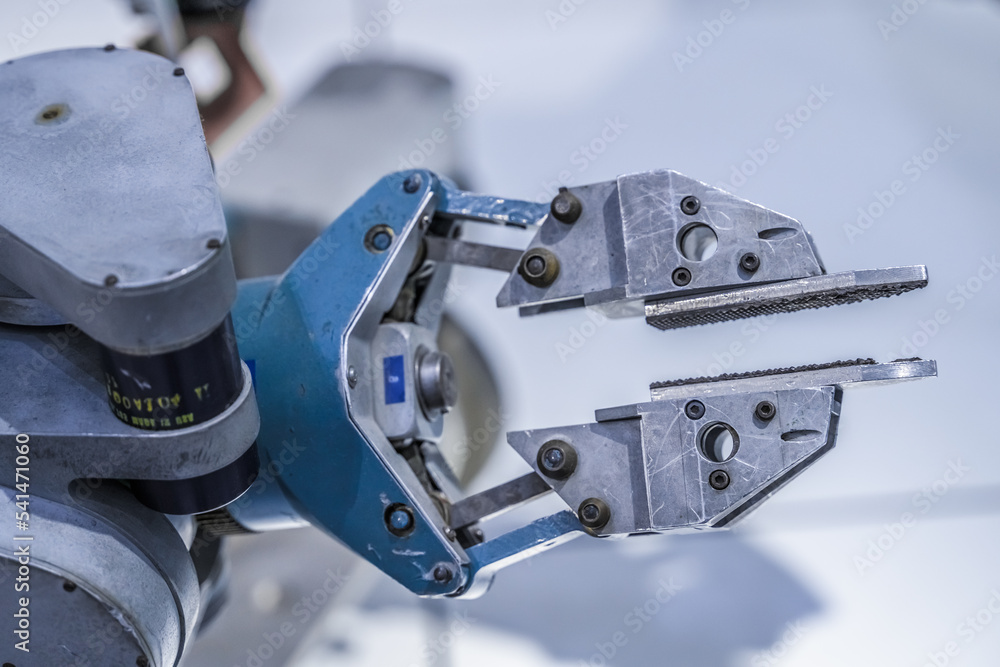 Robotic hands industrial mechanism vehicle automobile car, automatic transmission engine components 