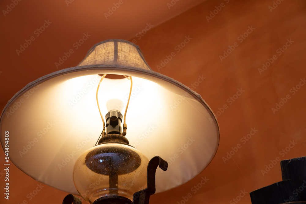 レトロな電気器具　lamp