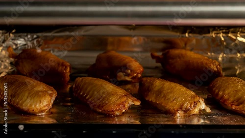 Baked Chicken Wings time lapse 