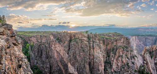 Sunrise at the Black Canyon of the Gunnison National Park, Cross Fissures View