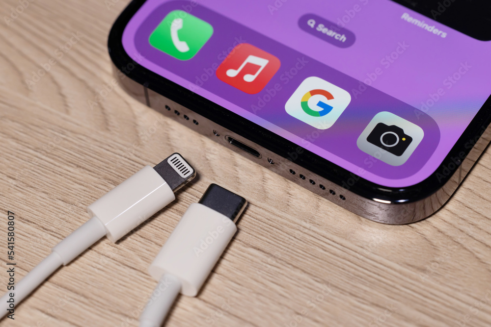 Apple Iphone with Both Usbc and Lightning Cable Charger. EU Forced Apple Iphone to Use Usbc