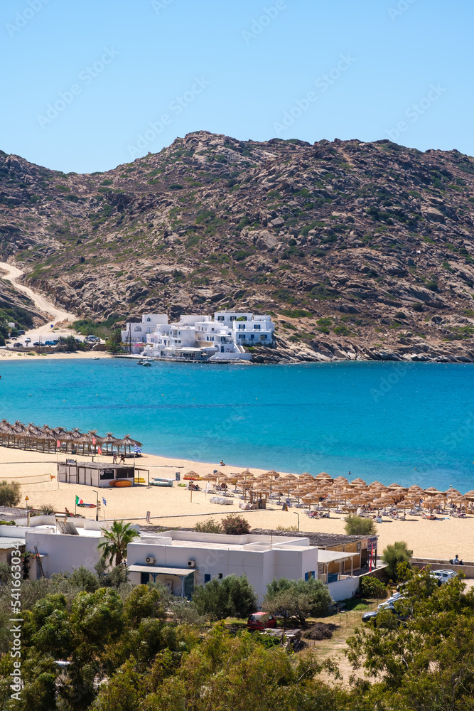Obraz premium Breathtaking panoramic view of the famous Mylopotas beach in Ios Greece