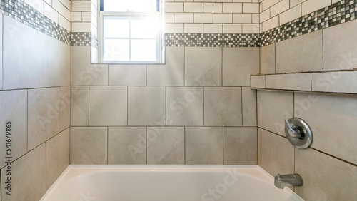 Fotografija Panorama Sun flare Alcove bathtub shower combo with ceramic and subway tiles wal