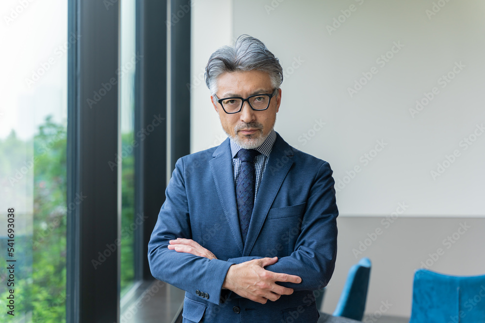 Fototapeta premium ビジネスマン・シニア男性