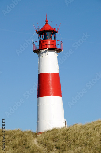 Leuchtturm bei List  am Ellenbogen  Sylt  nordfriesische Insel  Schleswig Holstein  Deutschland  Europa