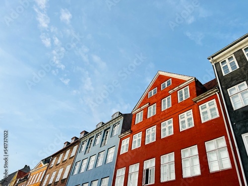 Häuserzeile am berühmten Nyhavn in Dänemarks Hauptstadt Kopenhagen