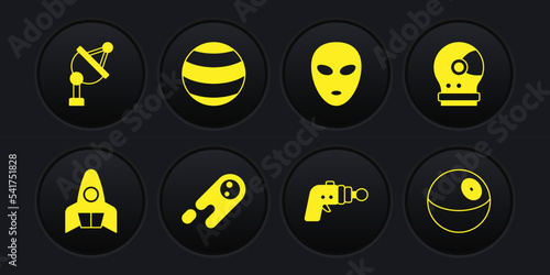Schilderij op canvas Set Rocket ship, Astronaut helmet, Comet falling down fast, Ray gun, Alien, Planet, and Satellite dish icon
