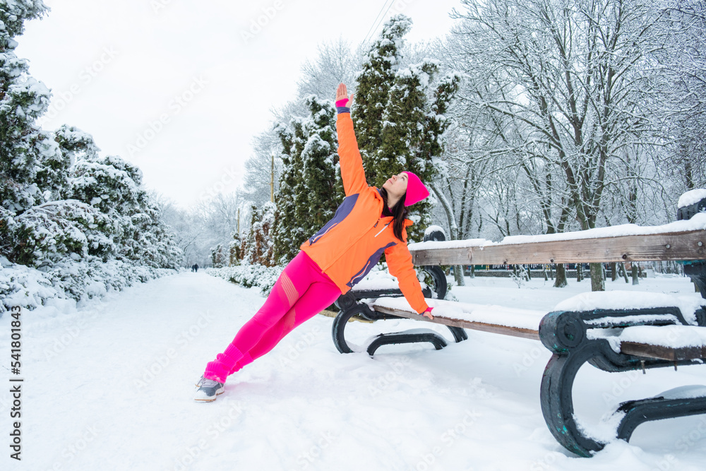 winter-workout-outdoor-exercise-winter-fitness-exercising-in-cold