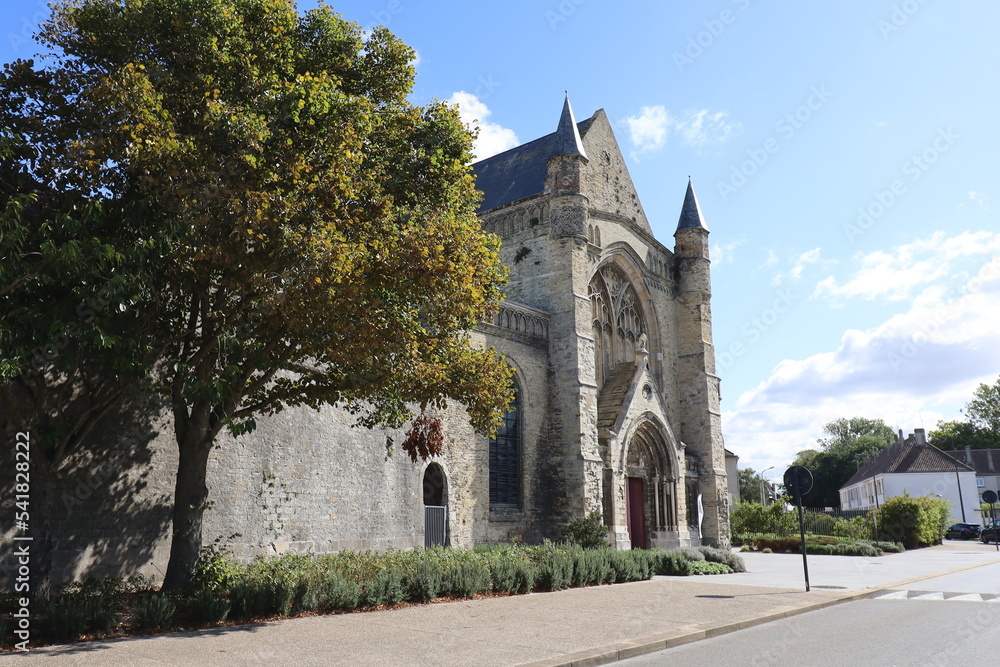 Eglise Notre Dame de Calais, église gothique, vue de l'extérieur, ville de Calais, département du Pas de Calais, France
