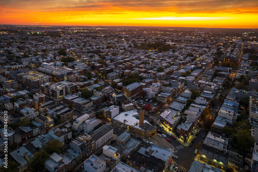 Fototapeta premium Drone of Epic Philadelphia Sunset