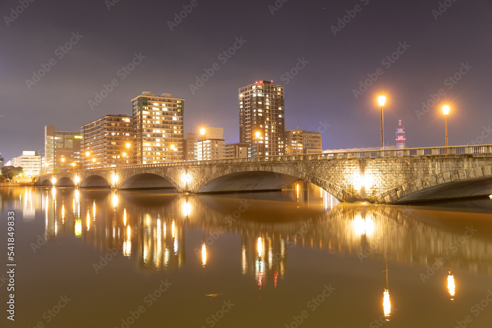 萬代橋の夜景
