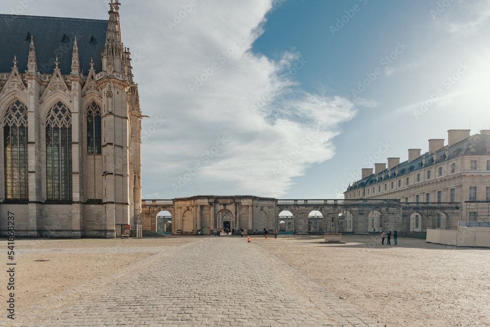 Fototapeta premium Chateau de Vincennes during the day