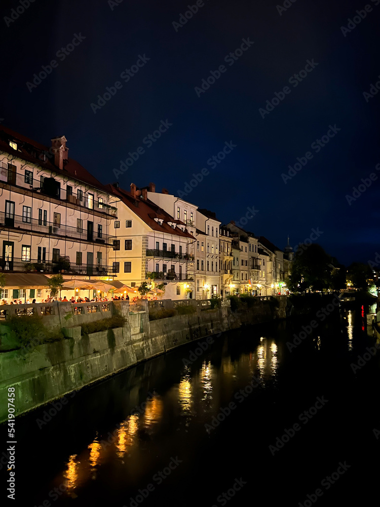 Night Ljubljana, promenade along the river Ljubljanica