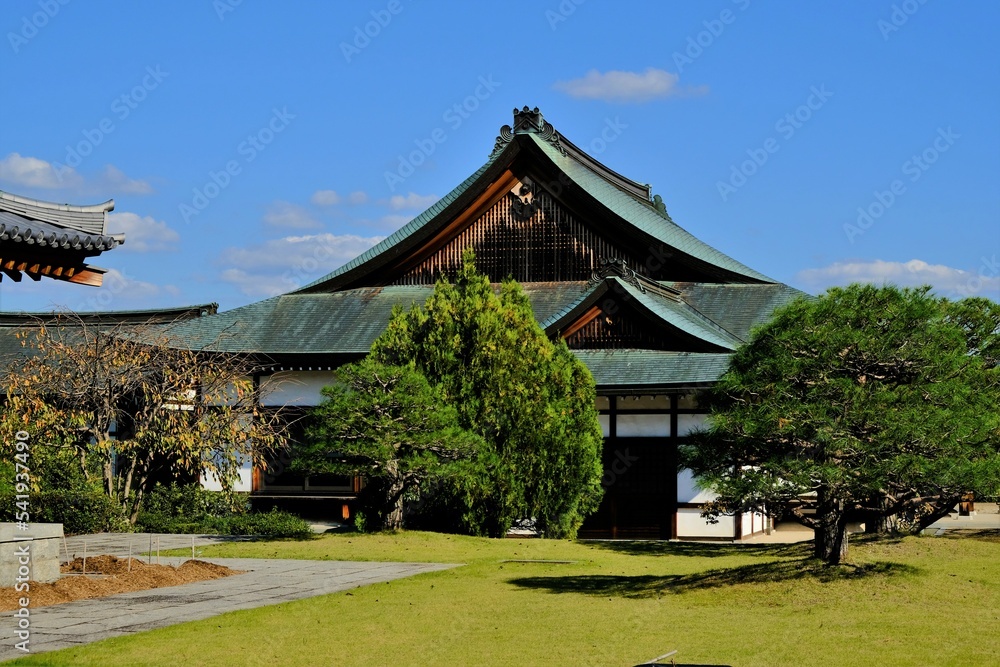 玄奘三蔵院伽藍，日本、奈良、木造の建物、名所、春、寺院、秋の風景