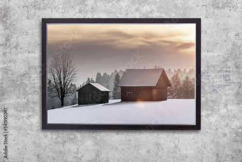 Bild mit einem kleinen Dorf im Winter