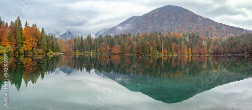 Fusini inferior lake, Italy photo