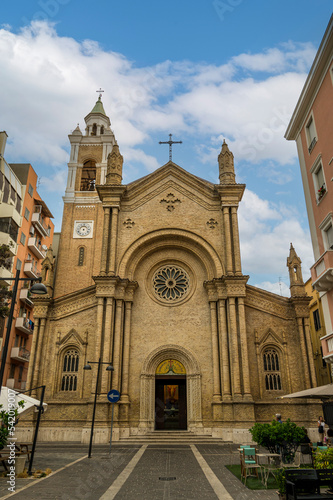 Fototapeta Naklejka Na Ścianę i Meble -  The beautiful church of Sacro Cuore in Pescara