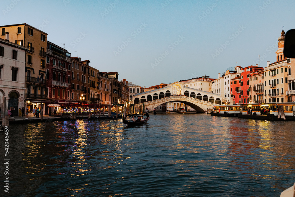 Venedig, Rialto Brücke am Abend