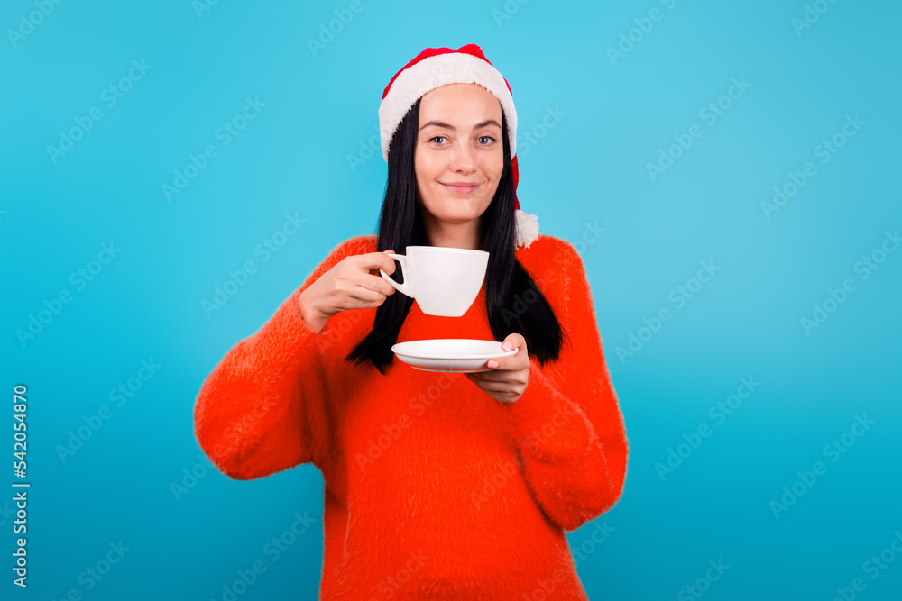 Φωτογραφία Photo of cheerful lady hold aromatic white cup of coffee smell flavor wear red s