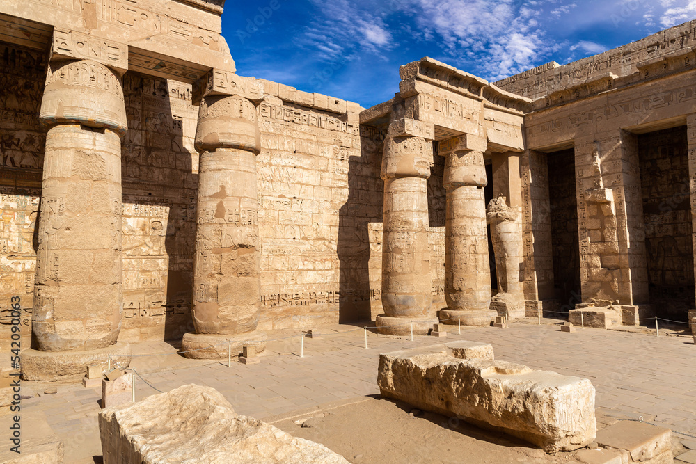 Obraz premium Medinet Habu temple in Luxor