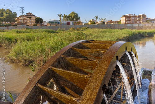 Vega Baja del Segura - Benijofar - Vistas y paisajes en este municipio de Alicante: iglesia, plaza, noria árabe y Parque Cañada Marsá