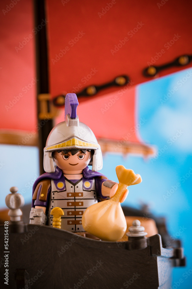  Dortmund - Deutschland 29. Oktober 2022 Playmobil Figur Römer auf einem Illustration 