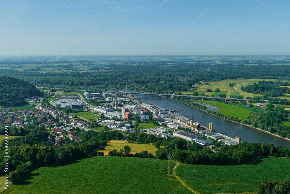 Donau-Region rund um Deggendorf - Ausblick Richtung Deggenau und Isar-Mündung