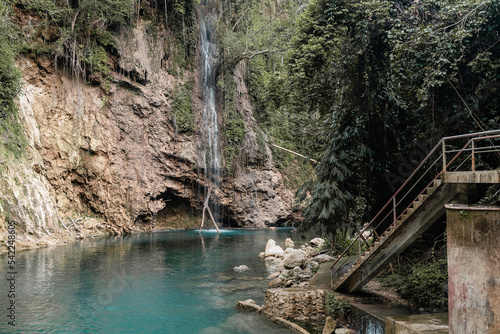 Tableau sur toile Kawasan Falls in Cebu, Philippines