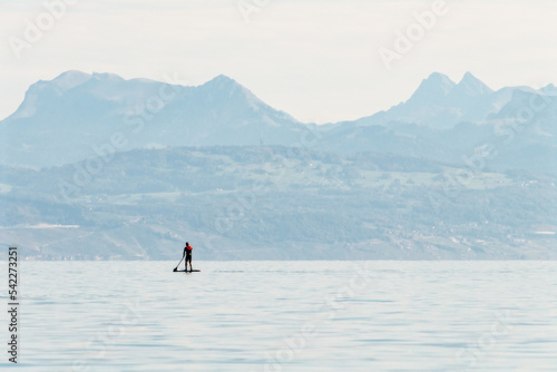 Stand up paddle SUP sur le lac Léman