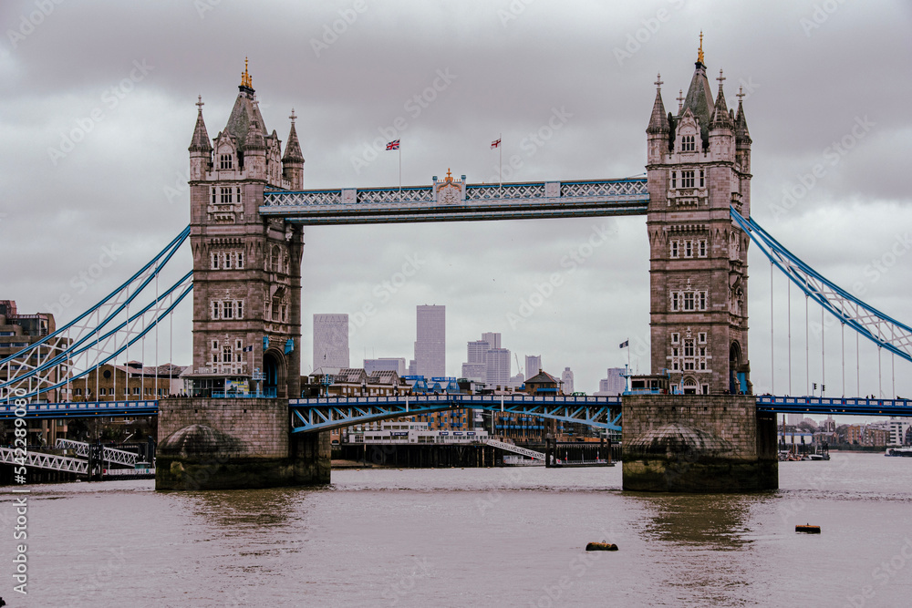 Obraz premium tower bridge city