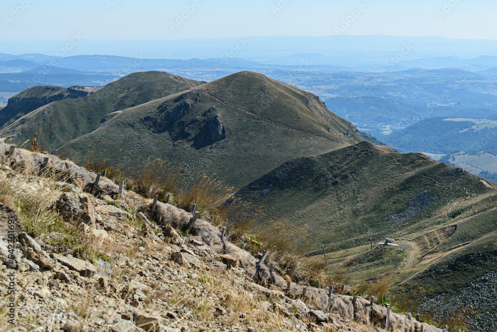 Le Puy de Sancy est le plus haut sommet du Massif Central.