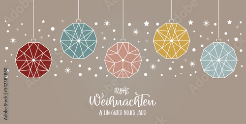 Weihnachtskarte mit Christbaumkugeln und Baumbehang - deutscher Text auf beigem Hintergrund