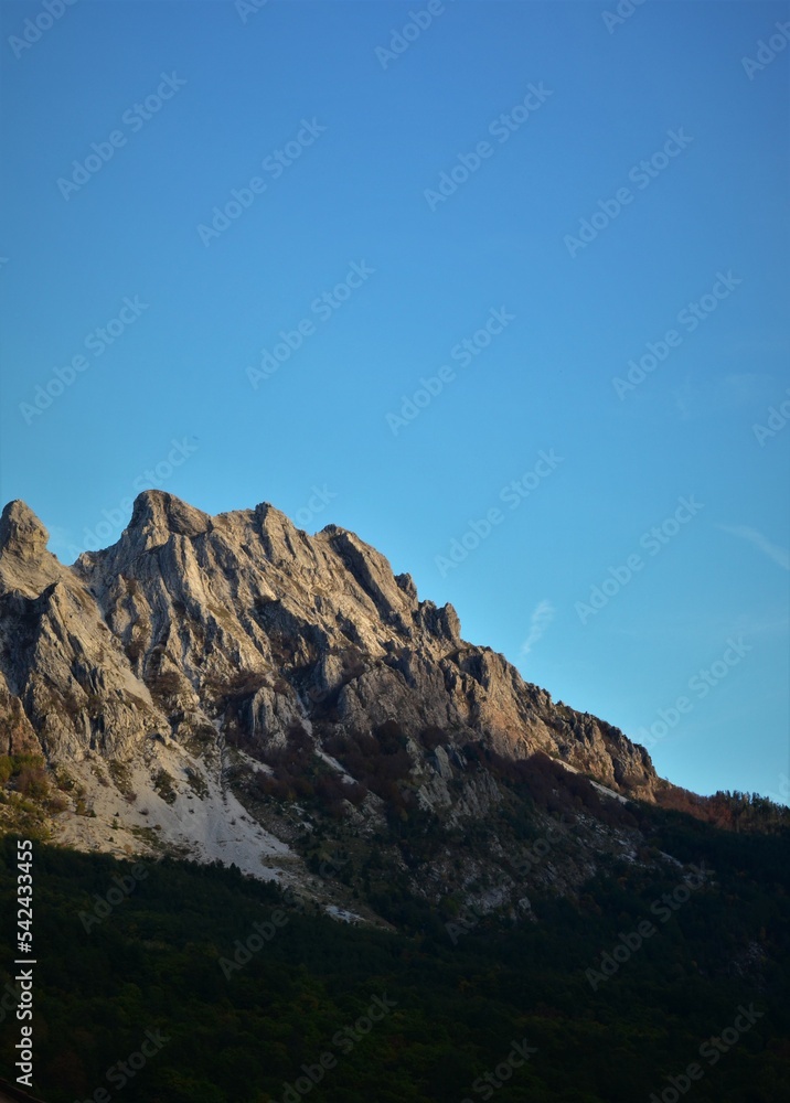 Fototapeta premium a mountain landscape