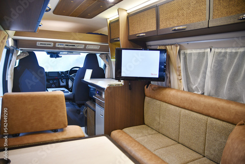 キャンピングカーの室内