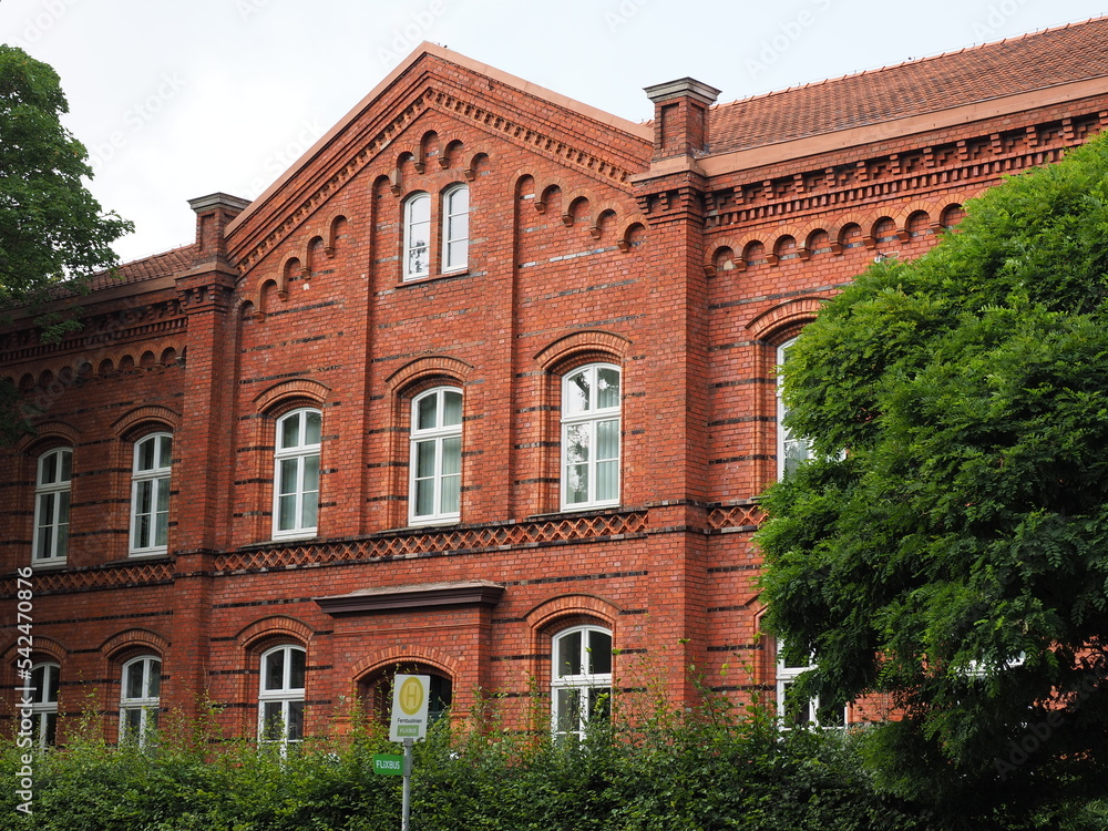 Wilhelmshaven – Die Stadt liegt an der Nordwestküste des Jadebusens, einer großen Meeresbucht an der Nordsee Wilhelmshaven – Die Stadt liegt an der Nordwestküste des Jadebusens, einer großen Meeresbucht an der Nordsee