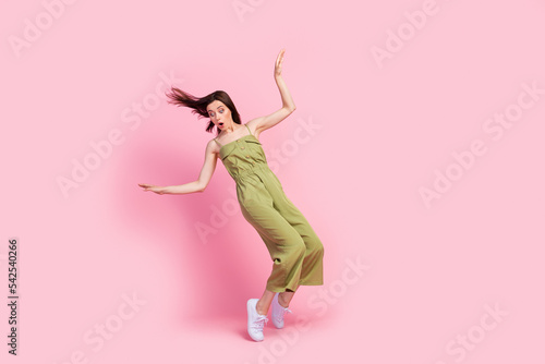Full body photo of impressed lady stand toes afraid fall down look floor wear tr Fototapet