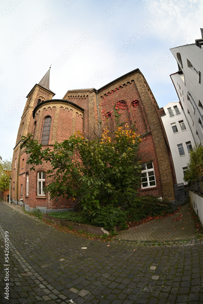 Stammhauskirche Kaiserswerthin Düsseldorf, NRW, Deutschland
