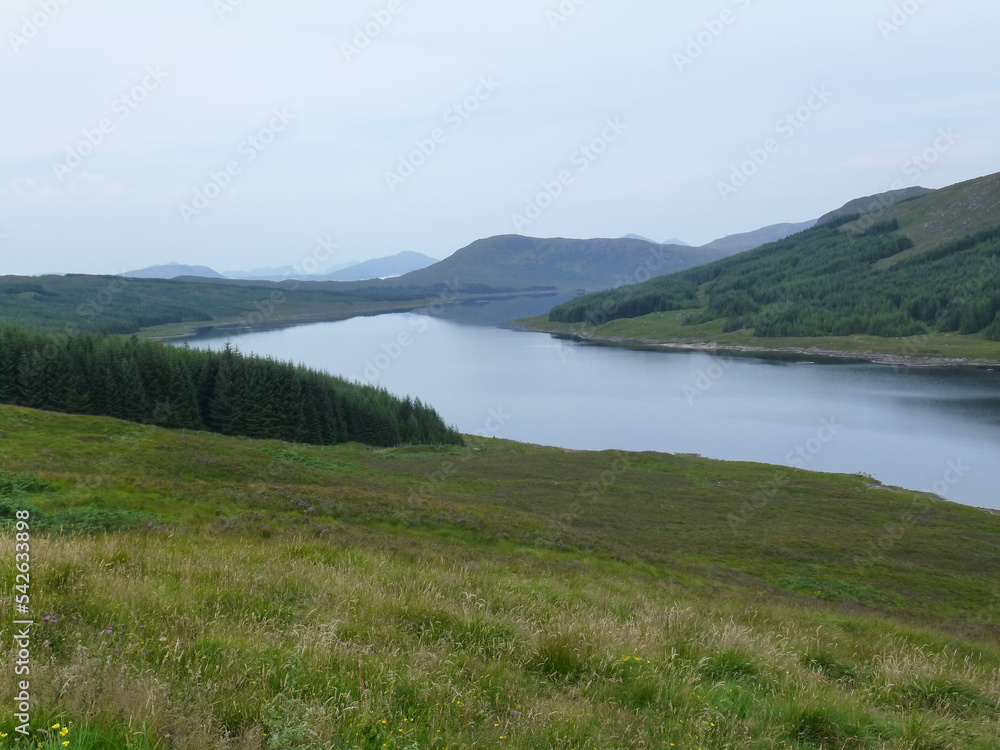 Obraz premium Loch Cluanie in Scotland
